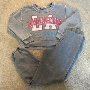 Girls Gray Kids Sweatpant Set with Los Angeles Print- size 8